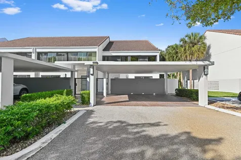2435 Presidential Way West Palm Beach FL 33401