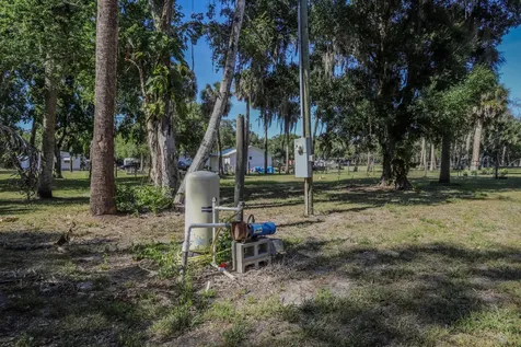 1100 Red Barn Road N W Moore Haven FL 33471