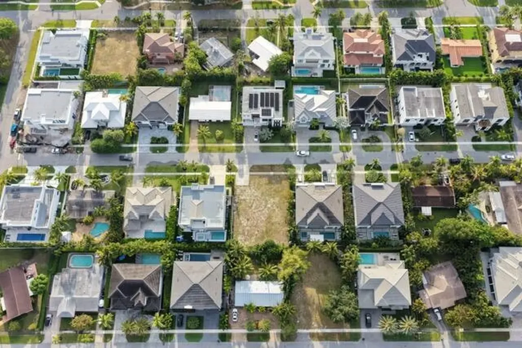 1001 NE 3rd Avenue Boca Raton FL 33432