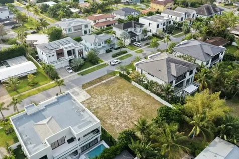 1001 NE 3rd Avenue Boca Raton FL 33432