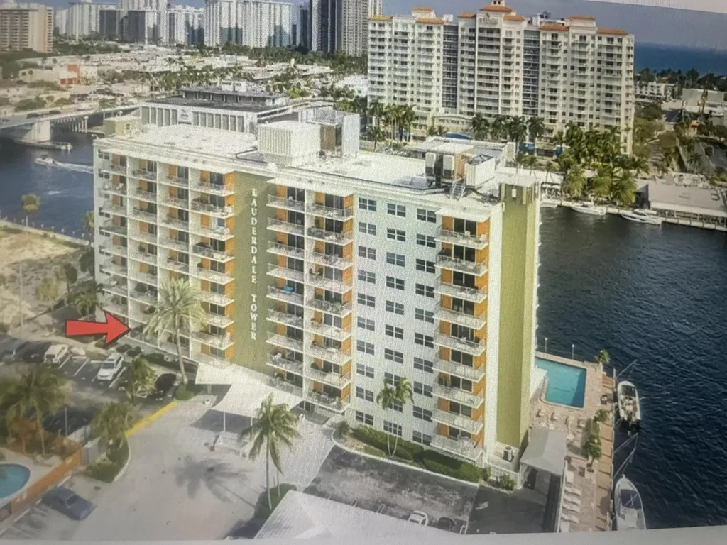 2900 NE 30th Street Fort Lauderdale FL 33306