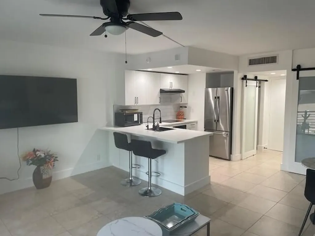 2900 NE 30th Street Fort Lauderdale FL 33306