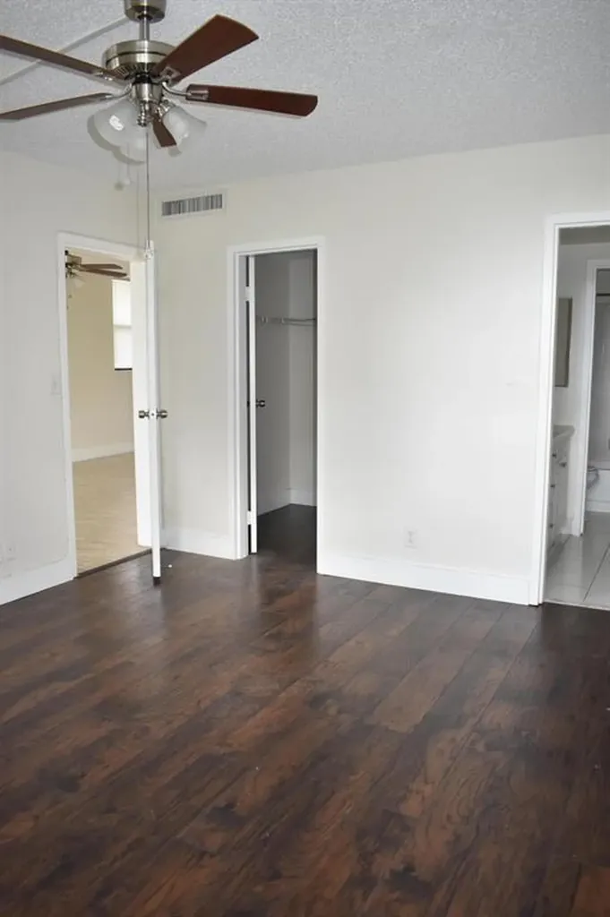 8415 Forest Hills Drive Coral Springs FL 33065