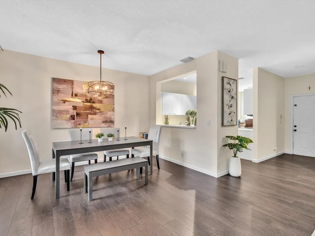 20930 Vía Azalea Boca Raton FL 33428