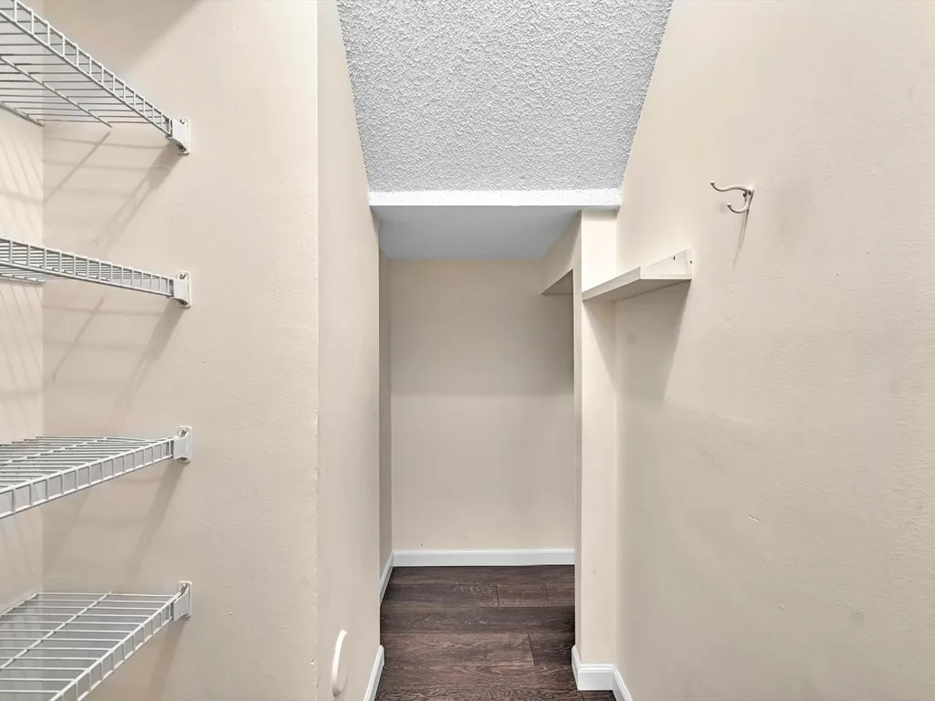 20930 Vía Azalea Boca Raton FL 33428
