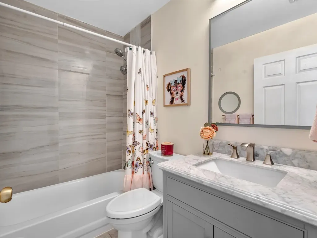 20930 Vía Azalea Boca Raton FL 33428