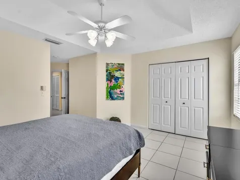 20930 Vía Azalea Boca Raton FL 33428