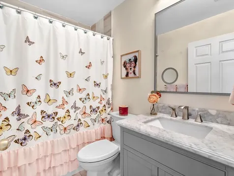 20930 Vía Azalea Boca Raton FL 33428