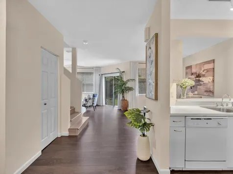 20930 Vía Azalea Boca Raton FL 33428