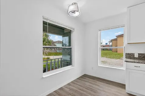 2206 S 34th Street Fort Pierce FL 34947