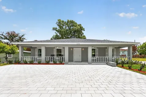 2206 S 34th Street Fort Pierce FL 34947