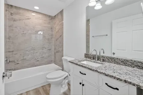 2206 S 34th Street Fort Pierce FL 34947