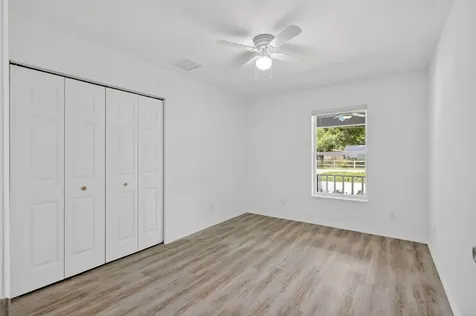 2206 S 34th Street Fort Pierce FL 34947