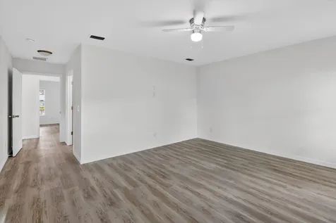 2206 S 34th Street Fort Pierce FL 34947