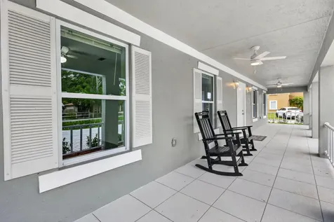2206 S 34th Street Fort Pierce FL 34947