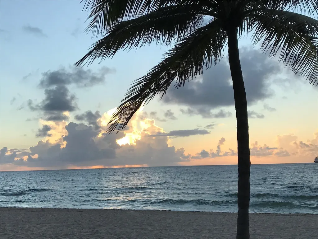 333 Sunset Drive Fort Lauderdale FL 33301