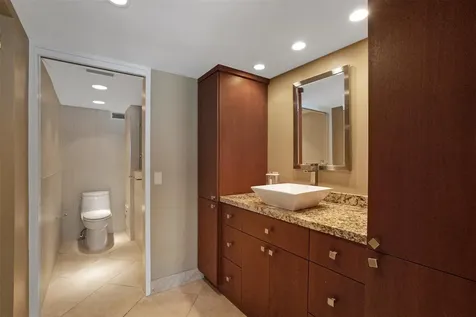 333 Sunset Drive Fort Lauderdale FL 33301