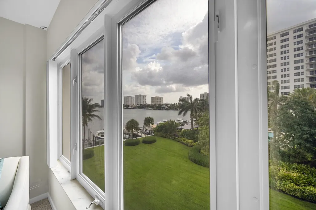 701 E Camino Real Boca Raton FL 33432