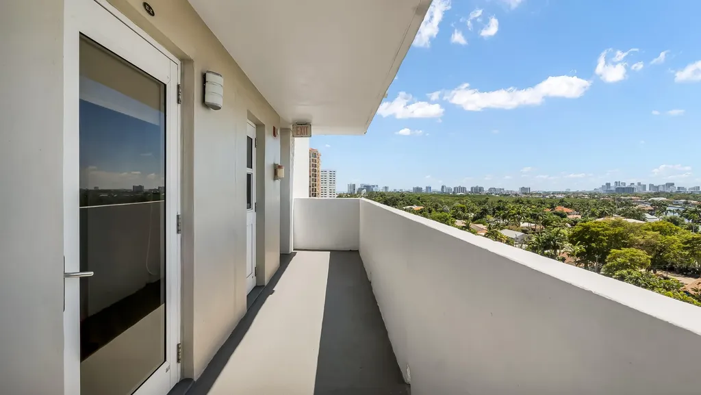 2200 NE 33rd Avenue Fort Lauderdale FL 33305