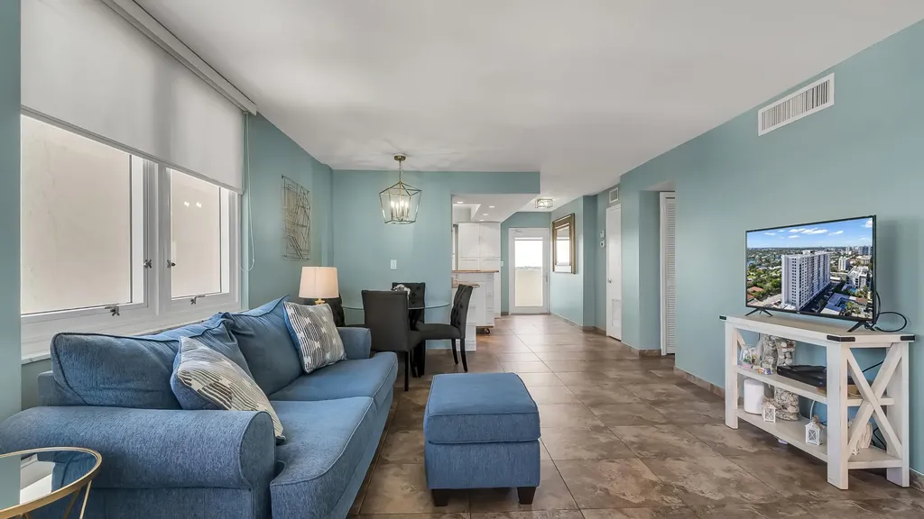 2200 NE 33rd Avenue Fort Lauderdale FL 33305