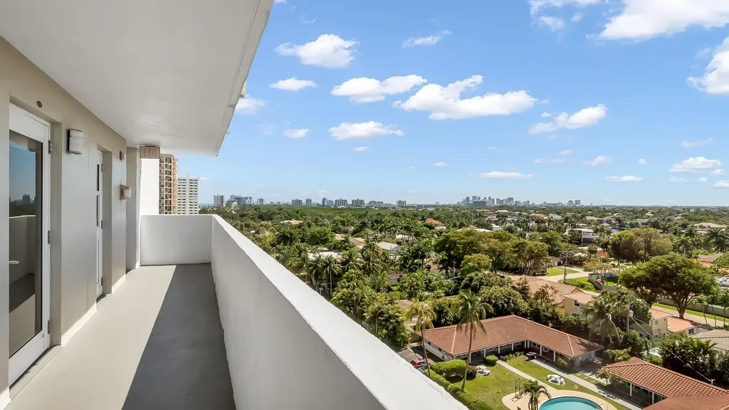 2200 NE 33rd Avenue Fort Lauderdale FL 33305