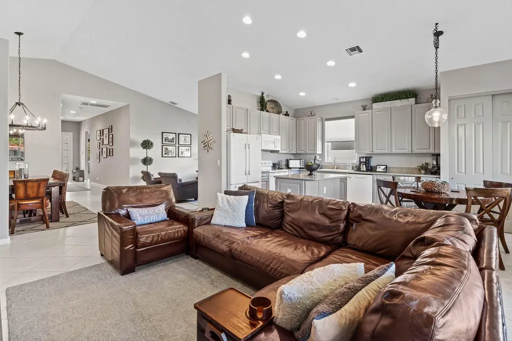 9121 Bay Point Circle West Palm Beach FL 33411