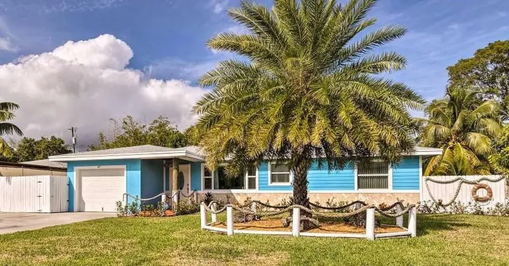 423 SW 1st Avenue Boynton Beach FL 33435