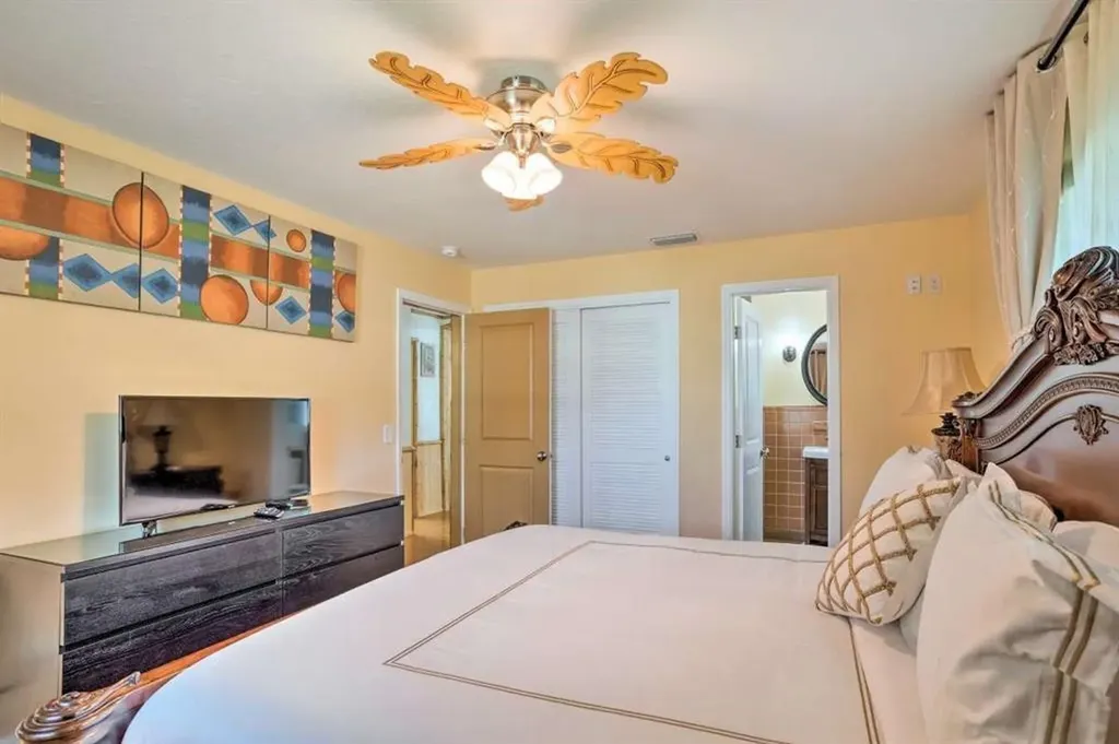 423 SW 1st Avenue Boynton Beach FL 33435