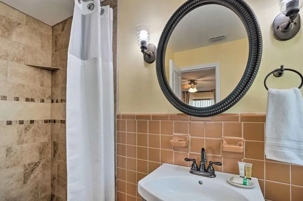 423 SW 1st Avenue Boynton Beach FL 33435