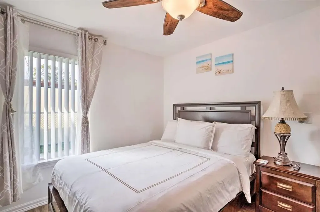 423 SW 1st Avenue Boynton Beach FL 33435