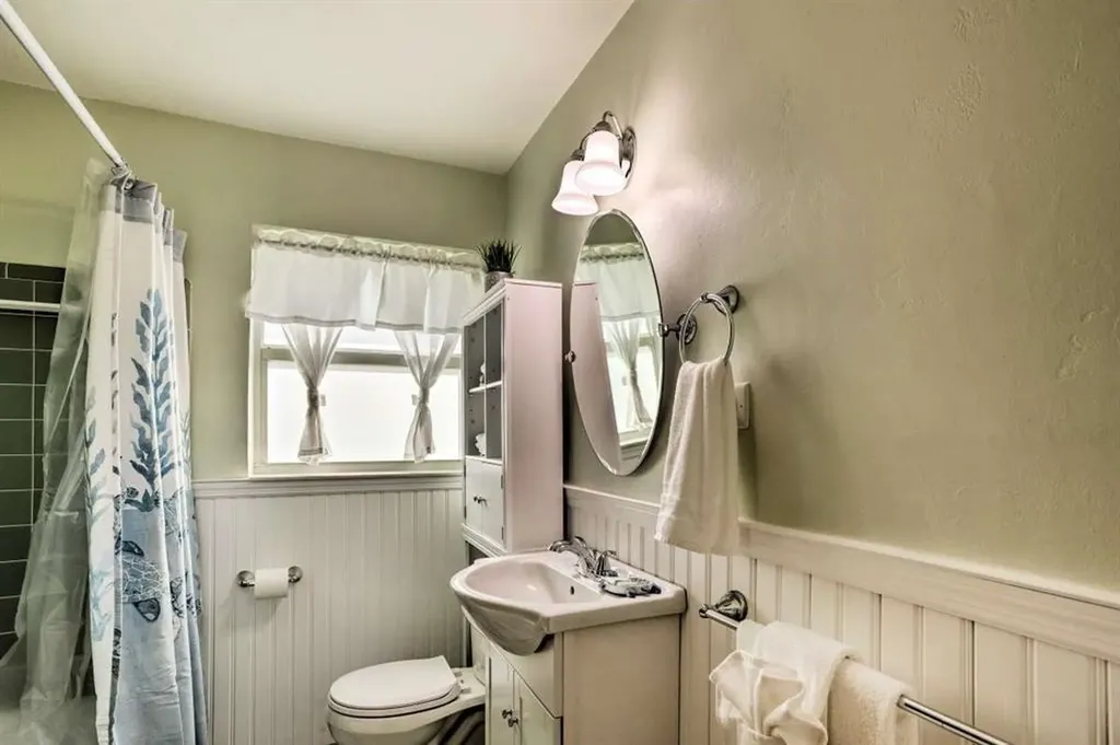 423 SW 1st Avenue Boynton Beach FL 33435