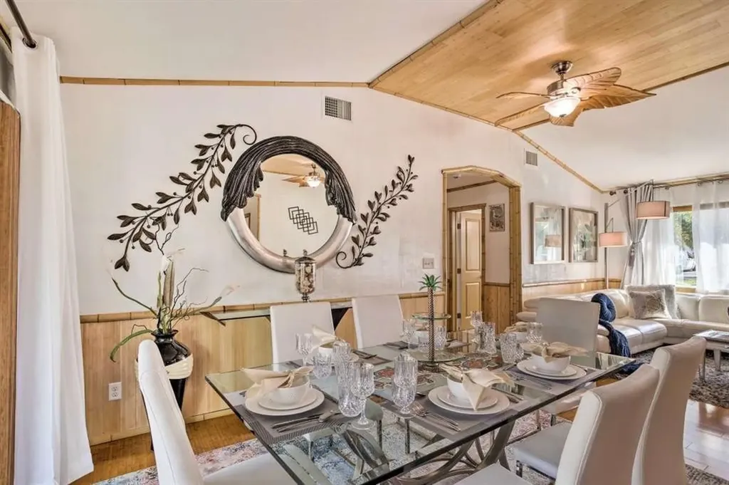423 SW 1st Avenue Boynton Beach FL 33435