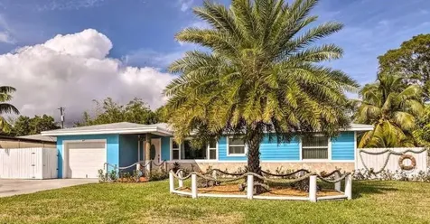423 SW 1st Avenue Boynton Beach FL 33435