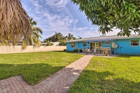 423 SW 1st Avenue Boynton Beach FL 33435