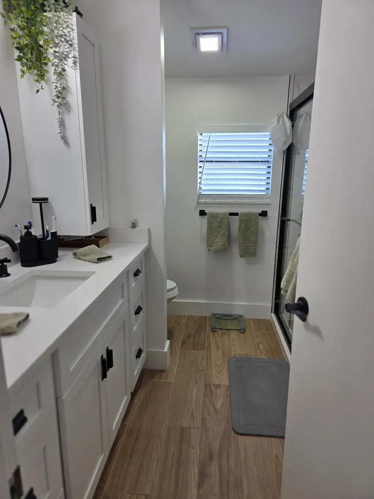 2640 W Gately Drive Drive W West Palm Beach FL 33415
