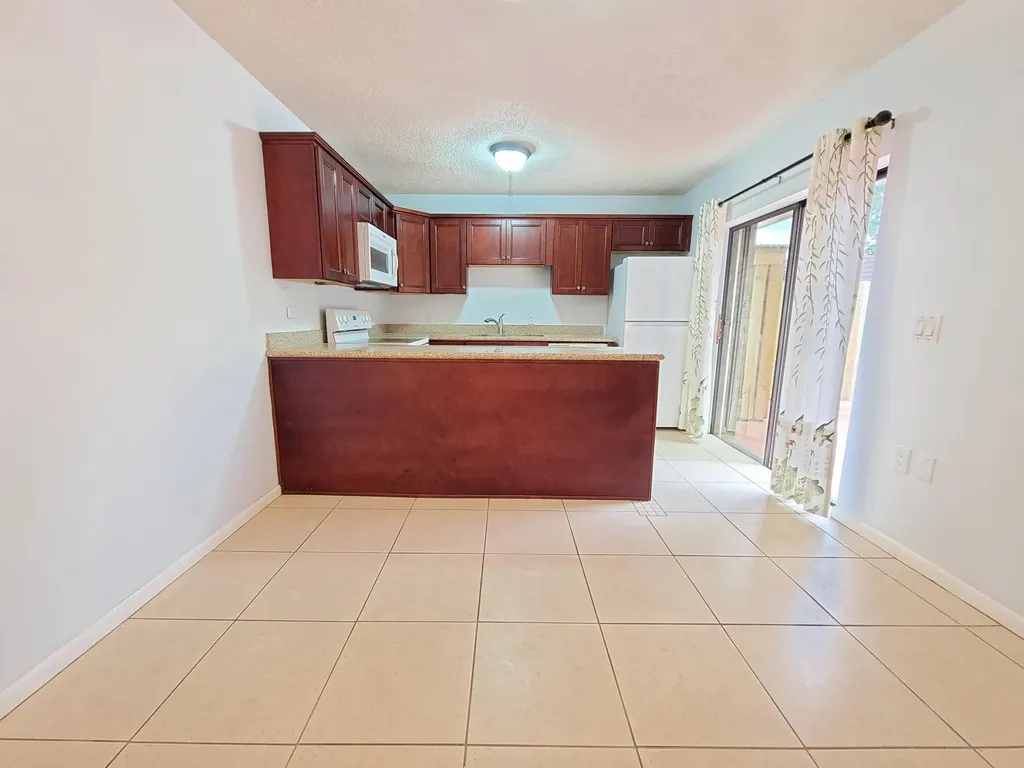 1522 15th Lane Palm Beach Gardens FL 33418
