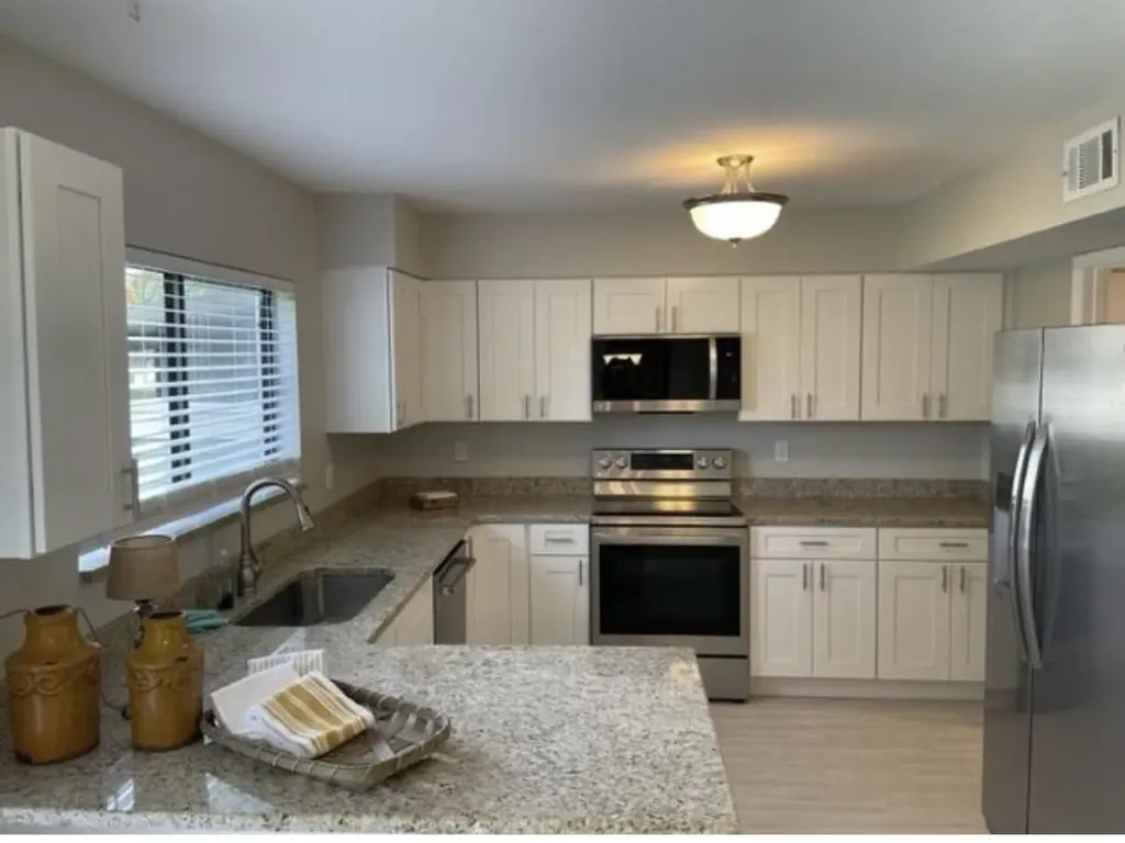 1582 SE Hatfield Court Port St Lucie FL 34952