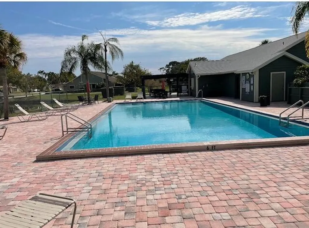 1582 SE Hatfield Court Port St Lucie FL 34952