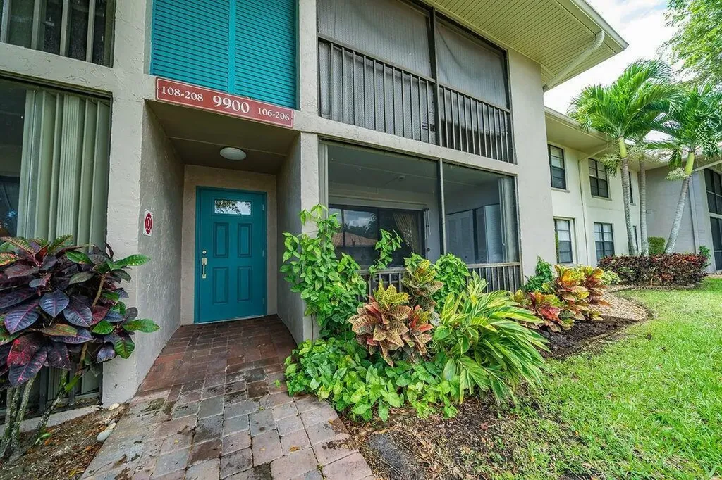 9900 Pineapple Tree Drive Boynton Beach FL 33436