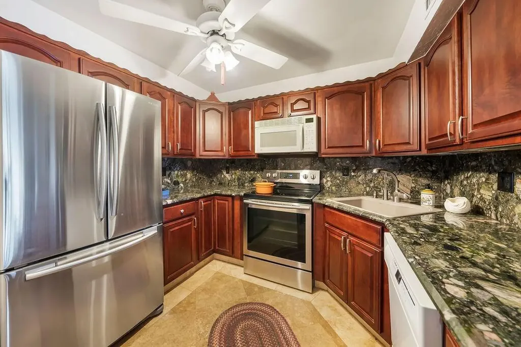 9900 Pineapple Tree Drive Boynton Beach FL 33436