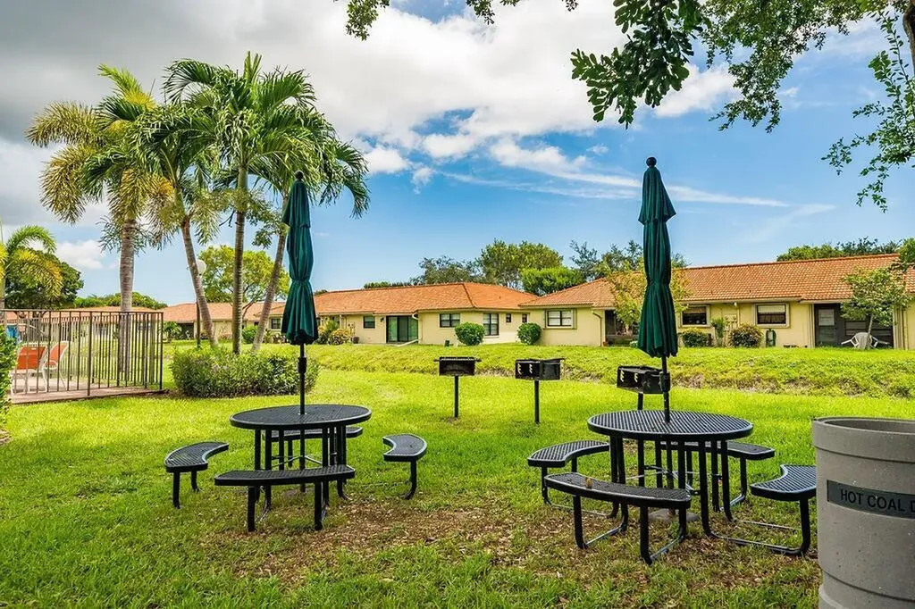 9900 Pineapple Tree Drive Boynton Beach FL 33436