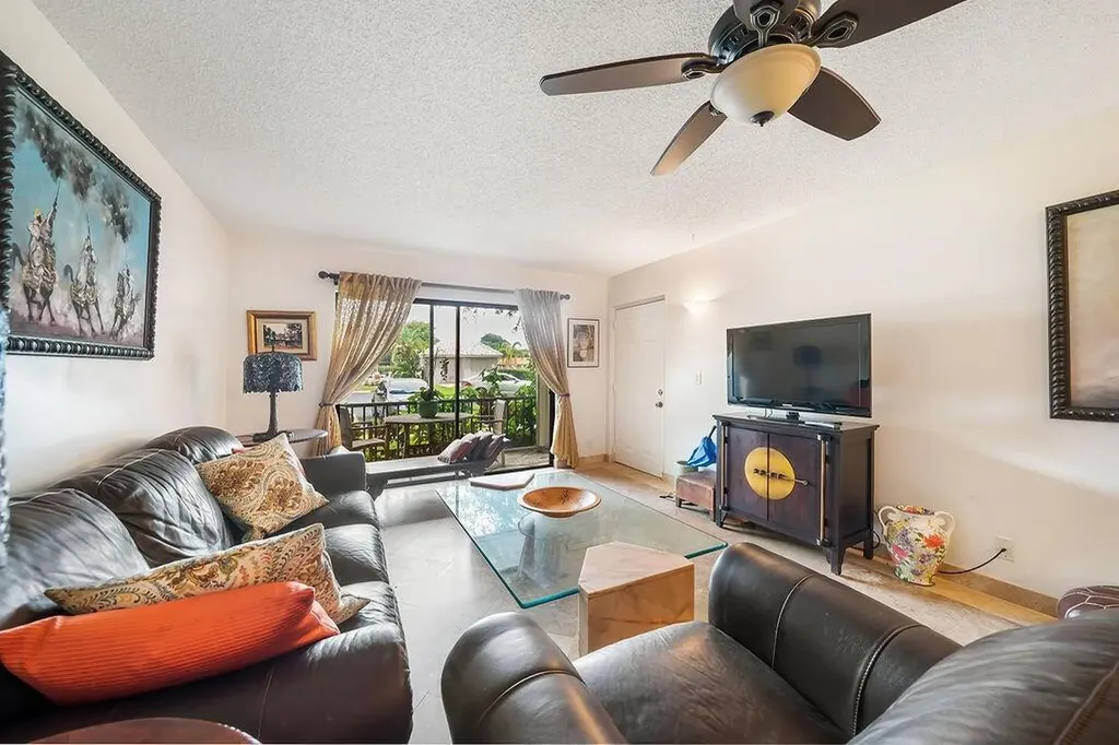 9900 Pineapple Tree Drive Boynton Beach FL 33436
