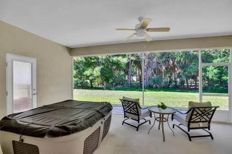 7445 36th Court Vero Beach FL 32967