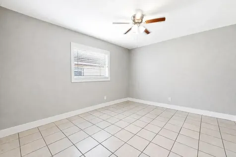3910 NW 30th Terrace Lauderdale Lakes FL