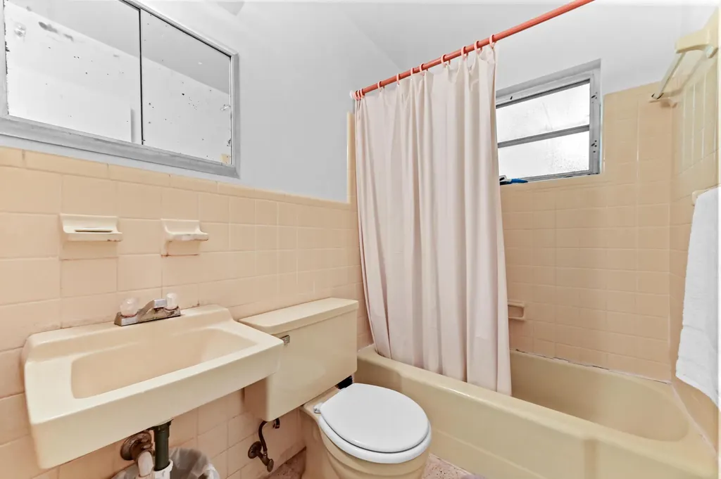 877 Sarazen Drive West Palm Beach FL 33413