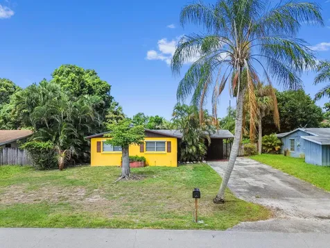 877 Sarazen Drive West Palm Beach FL 33413