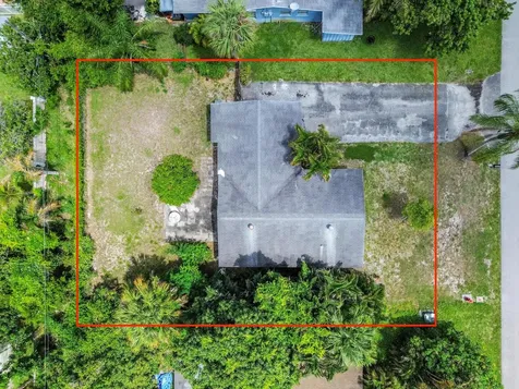 877 Sarazen Drive West Palm Beach FL 33413
