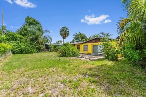 877 Sarazen Drive West Palm Beach FL 33413