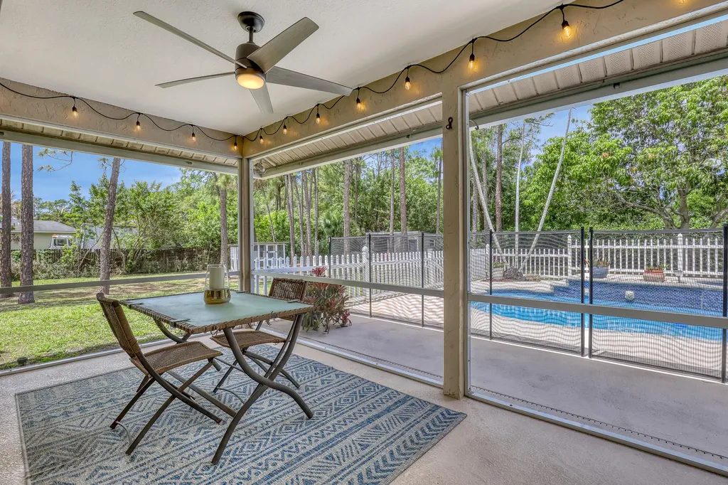 17271 N 88th Road Road N The Acreage FL 33470