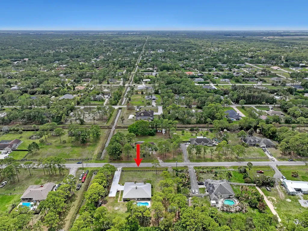 17271 N 88th Road Road N The Acreage FL 33470